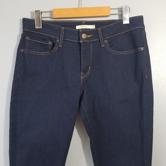 Levi's 711 Dark Wash Skinny Jeans Size 30 - Picture 2 of 12
